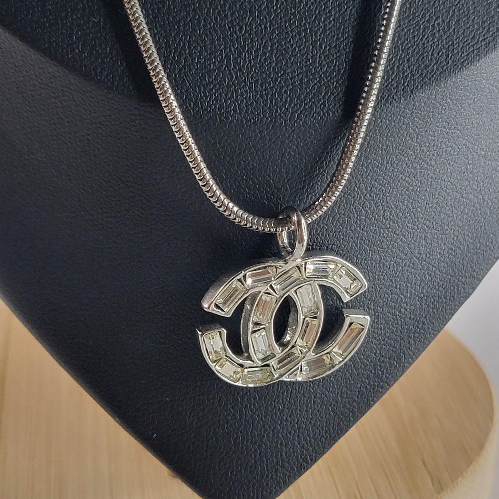 CHANEL CC Logo Rhinestone Silver Tone Necklace - Picture 4 of 10
